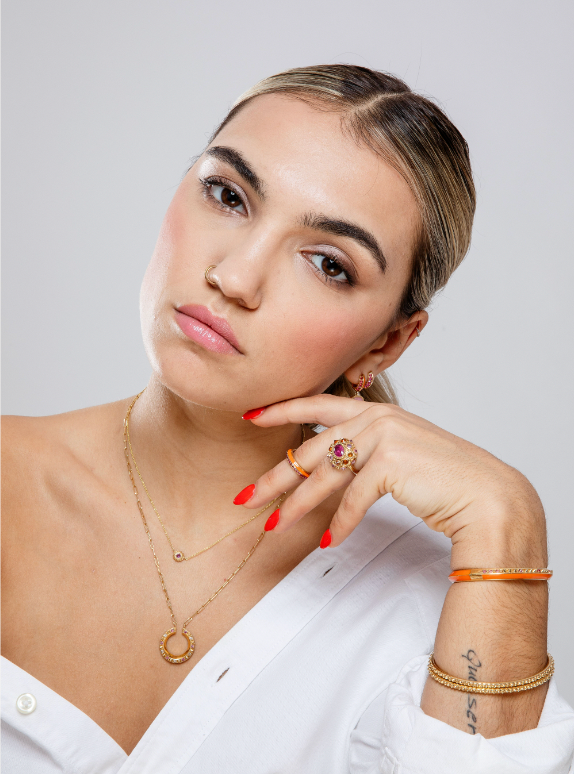 Attitude Yellow Gold 'Adrina Loves a Bangle'