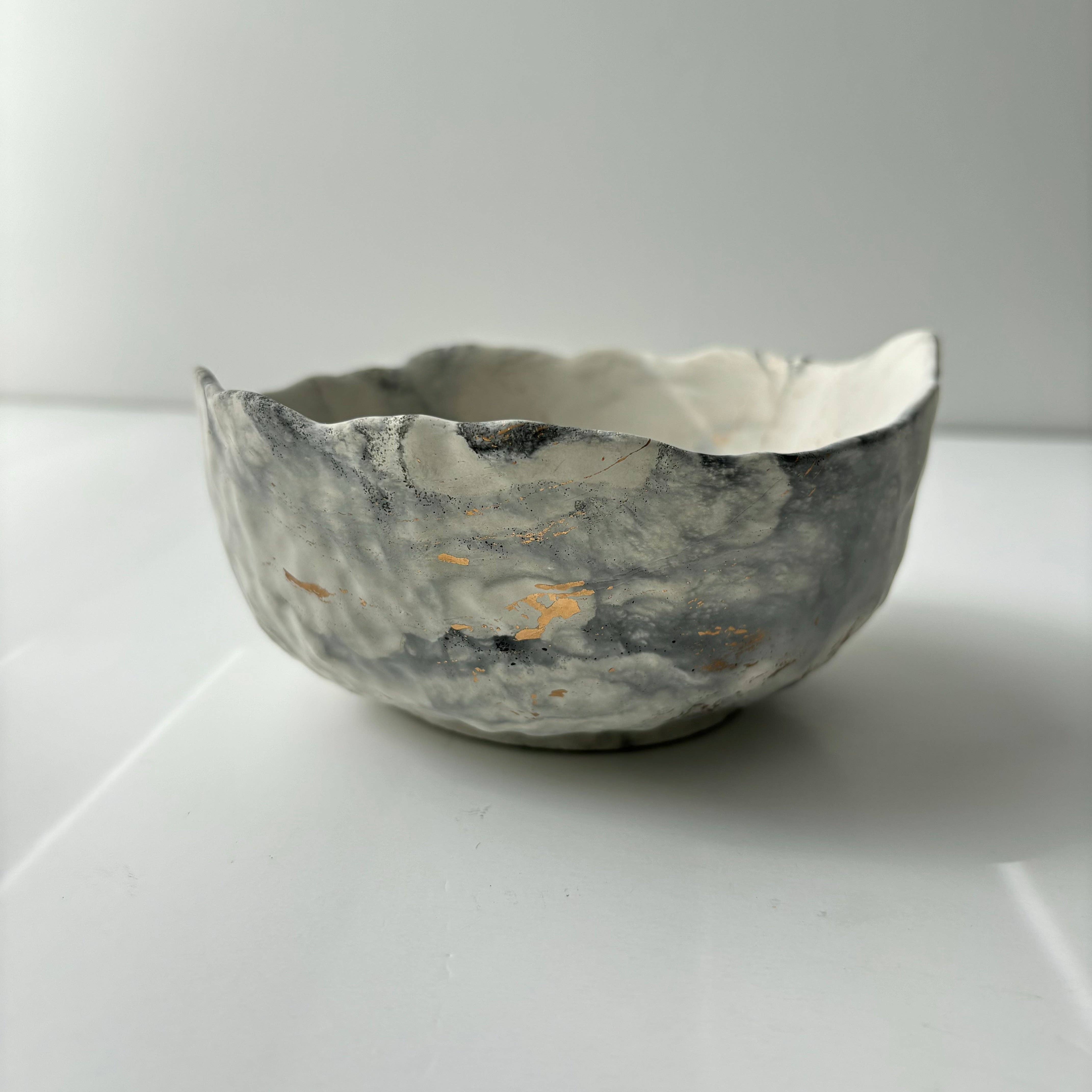 Daso Textured Bowl: Black Fusion Marble