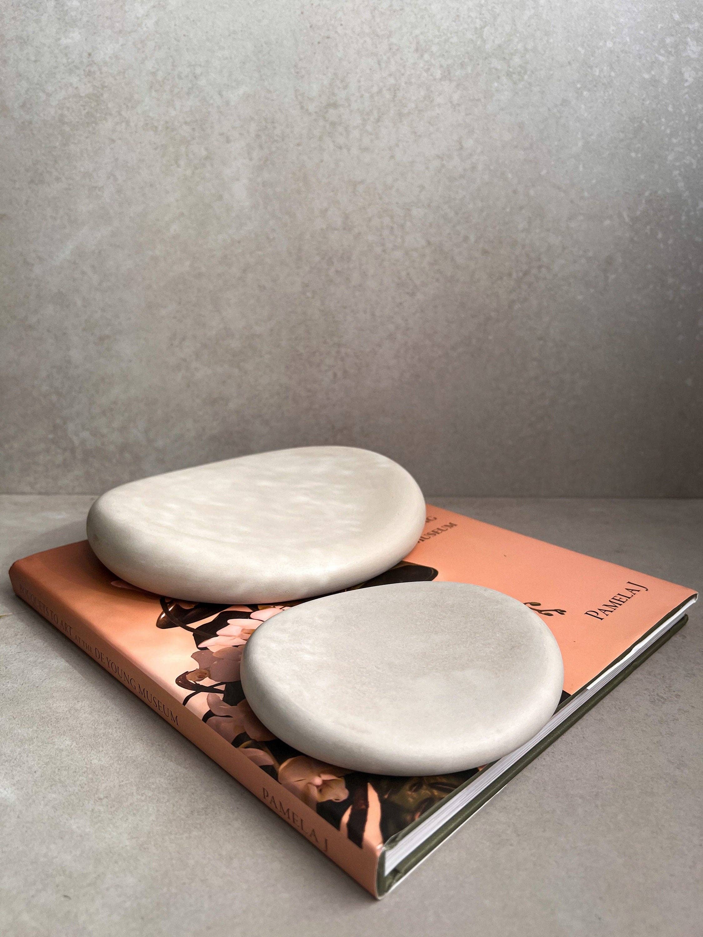 Pebble Tray, Asymmetrical Tray, Oblong Dish, Jewelry Display, Irregular Tray, Trinket Tray, Concrete Decor, Unique Tray, Minimalist, Chunky: White / Large - 7.75