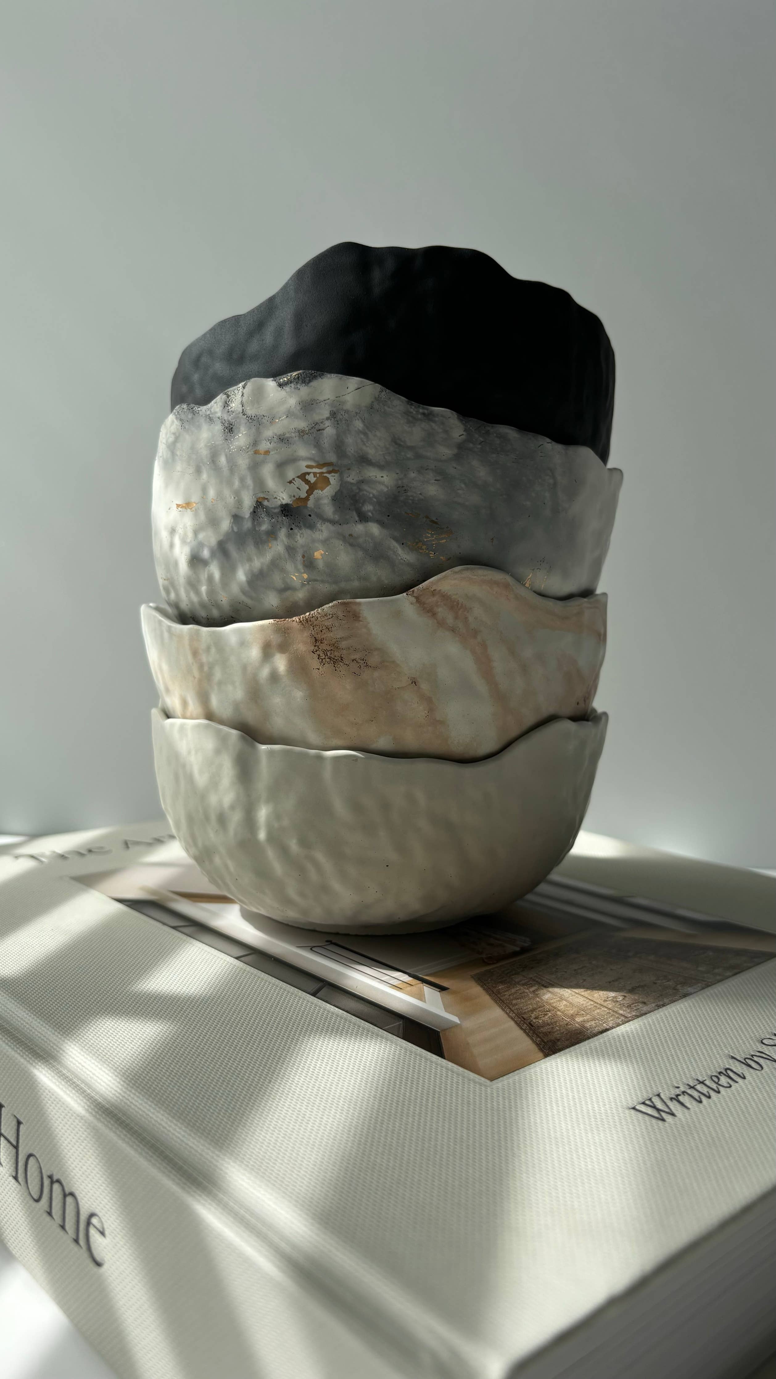 Daso Textured Bowl: Black Fusion Marble