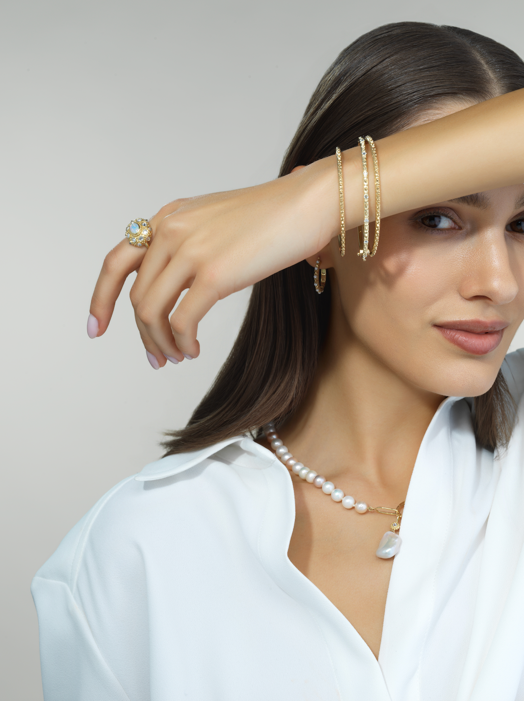 Adrina Loves a Bangle – 18K Yellow Gold