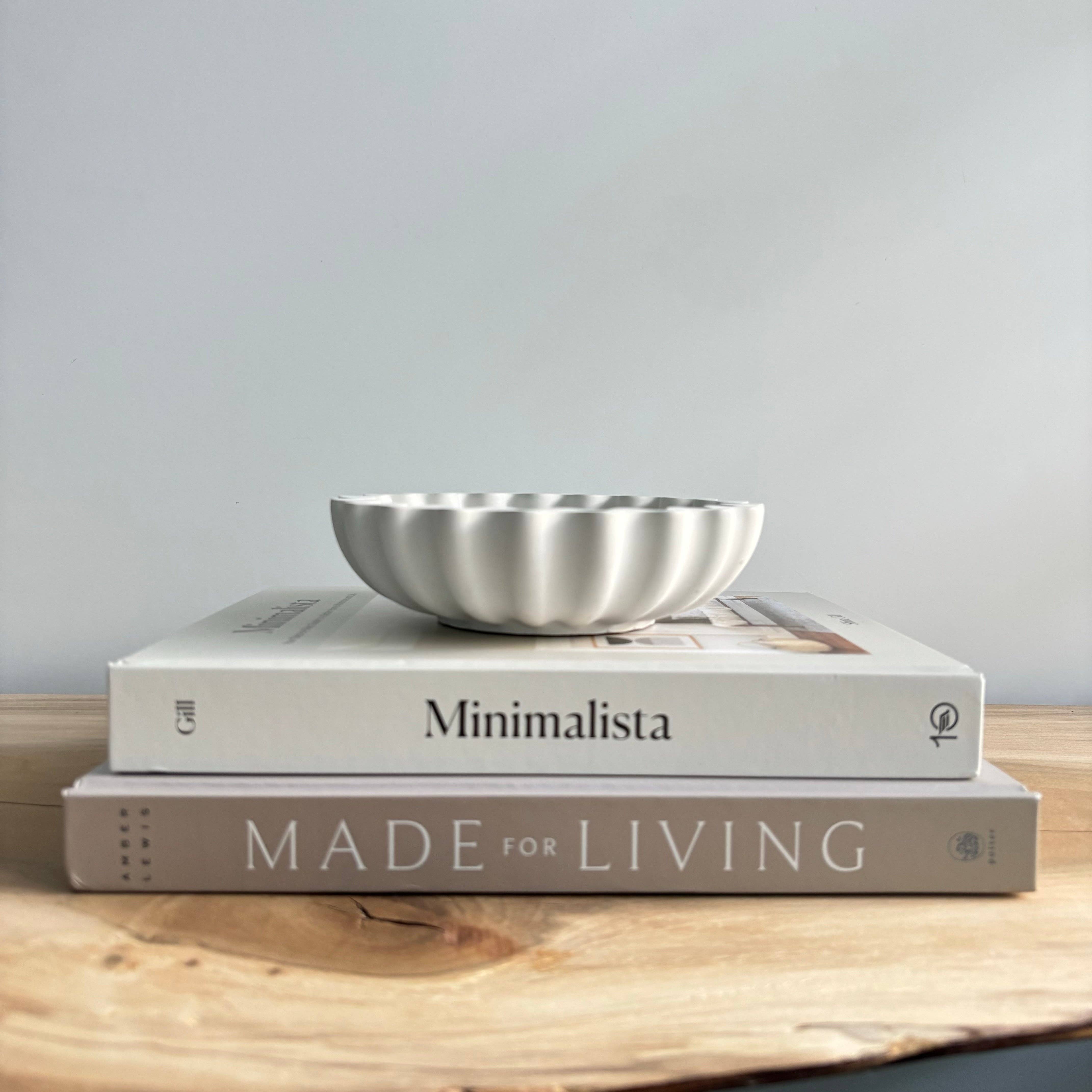Kyma - Ruffle Bowl | Scallop Bowl | Ripple Bowl : Black Fusion Marble