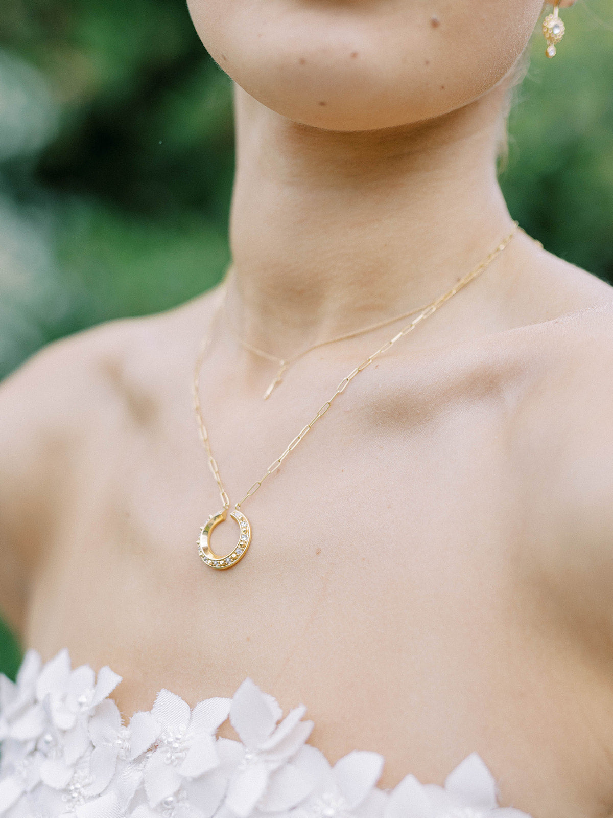 Attitude Twist Diamond Necklace