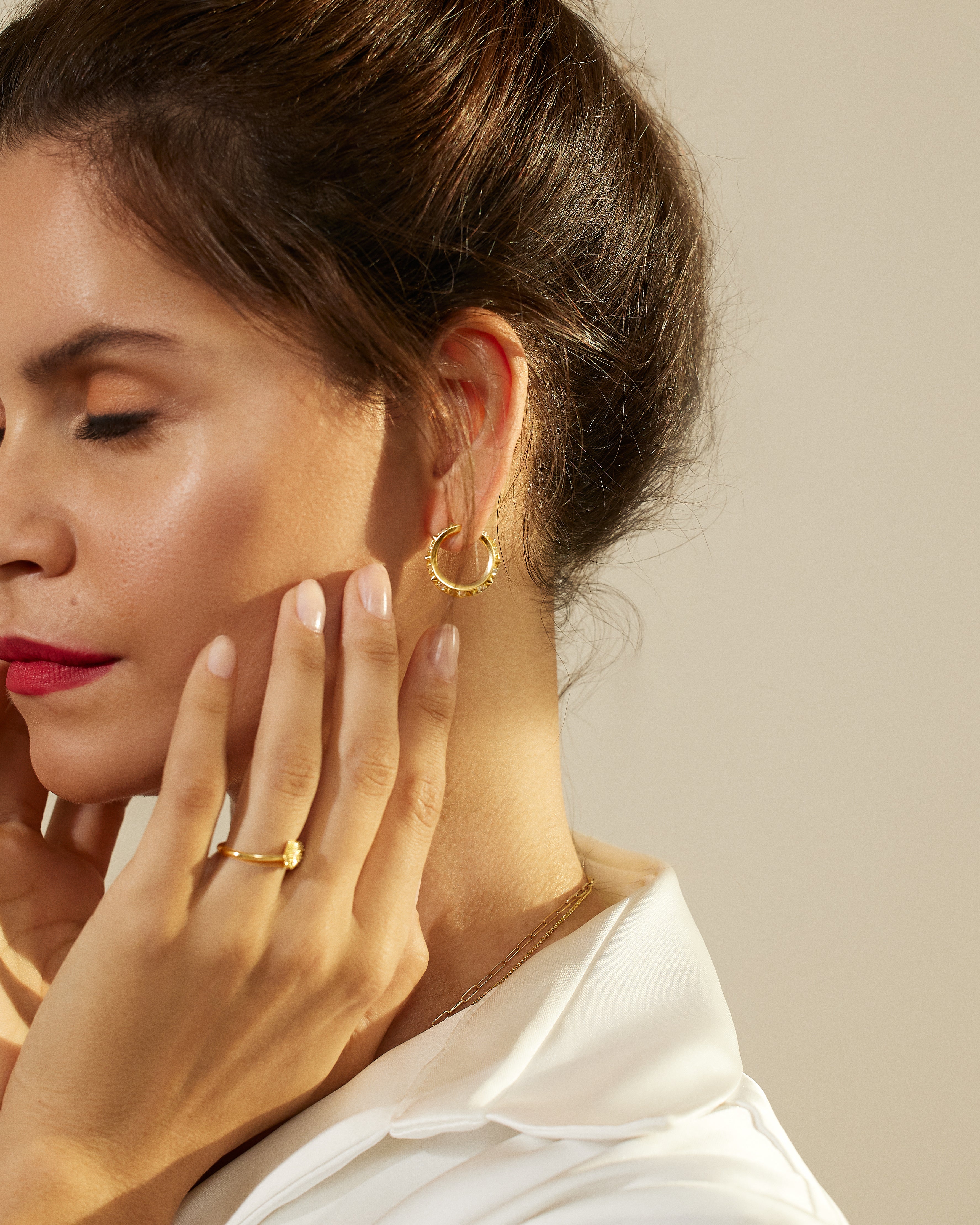 Attitude Twist Diamond Hoop Earrings